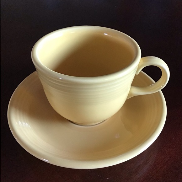 Vintage Fiesta Ware Yellow Tea Cup & Saucer Set - Picture 1 of 2